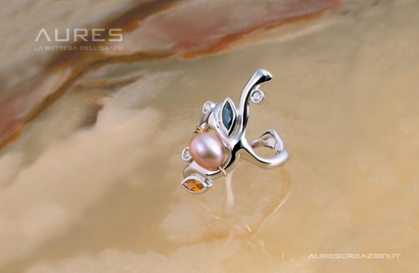 anello-nadia-zaffiri-quarzo-citrino-brillanti-perla-oro-bianco-rodiato.jpg
