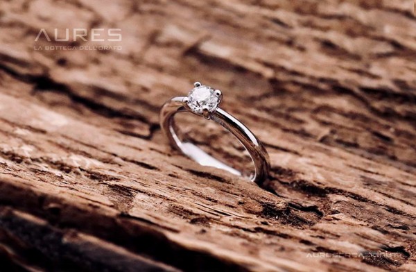 anello-solitario-diamanti-zero-cinquanta-oro-bianco.jpg