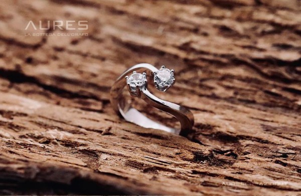 anello-diamanti-specchio-brillante-oro-bianco.jpg